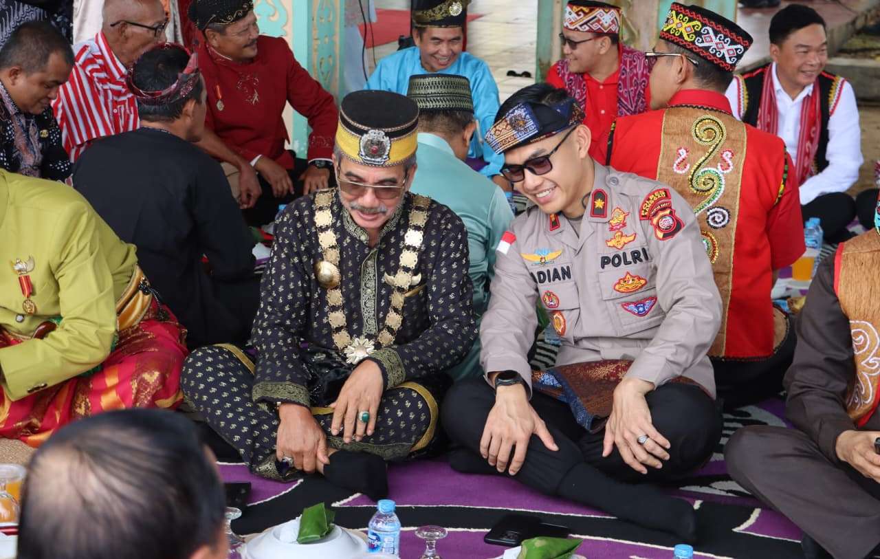 Polres Sanggau Perkuat Pengamanan Tradisi Makan Berami, Perayaan HUT ke-410 Kota Berlangsung Aman dan Penuh Kebersamaan