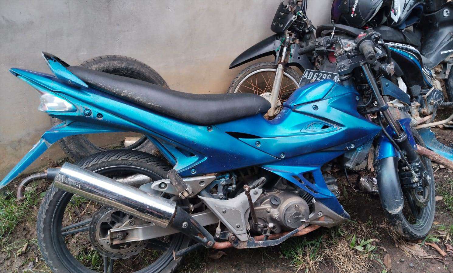 Tabrakan Dua Motor di Beduai, Pengendara Dilarikan ke Puskesmas