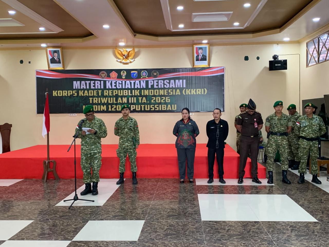 BENTUK GENERASI MUDA BERKARAKTER DAN BERJIWA NASIONALIS, KASDIM 1206/PUTUSSIBAU PIMPIN UPACARA PEMBUKAAN PERSAMI KKRI TRIWULAN III TA 2026